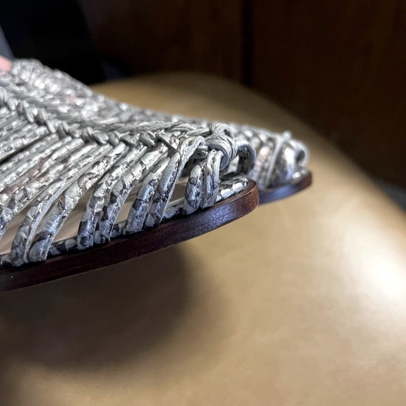 Cecelia New York Gloria Mules Sandals Shoes Low Heel Metallic Silver Leather 7 - Picture 7 of 10
